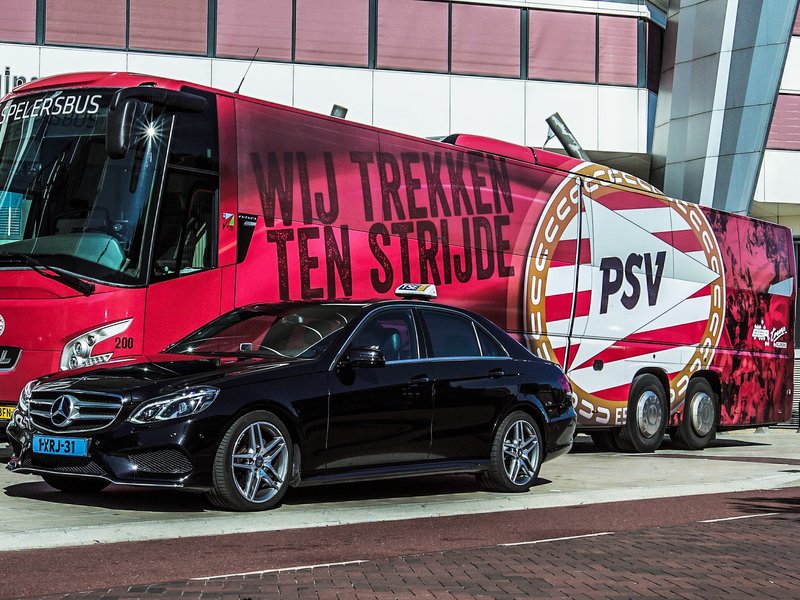 Met de taxi vanuit Eindhoven naar Eindhoven Airport